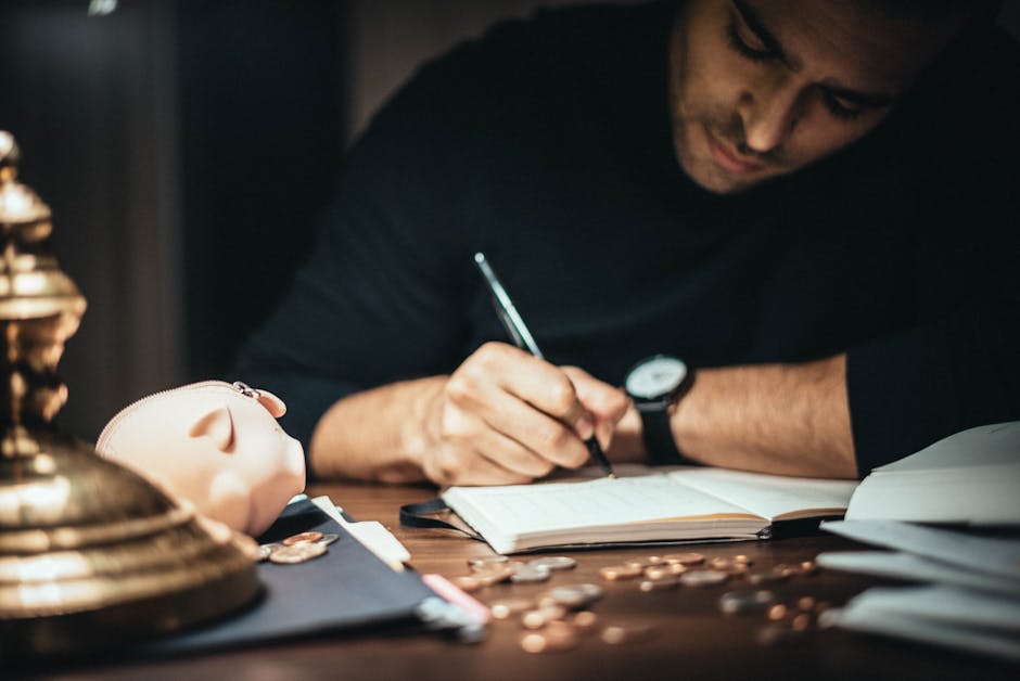 "Mastering Personal Finance in Italy: A 2025 Budgeting Template for Smart Investments"